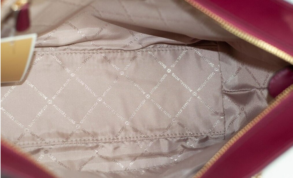 Michael Kors Jet Set Medium Cream Leather Front Pocket Zip Chain Tote Bag Purse