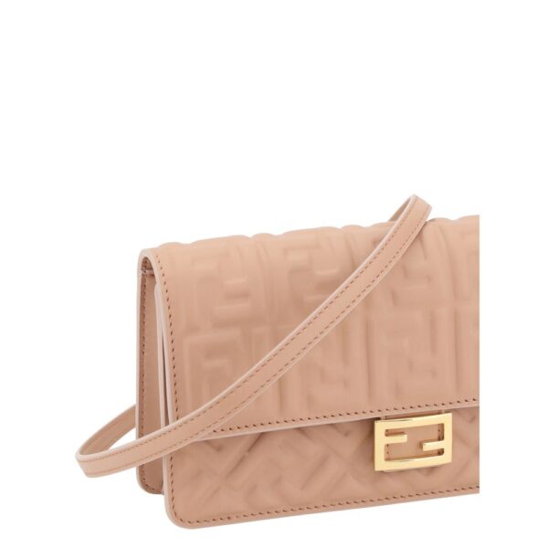 Fendi Matisse Chain Wallet - Image 4